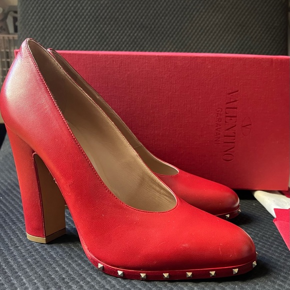 NWT  $945 VALENTINO Block Heel Pump 100% Authentic ,Size EU 38 1/2 / US 8 - Picture 5 of 16